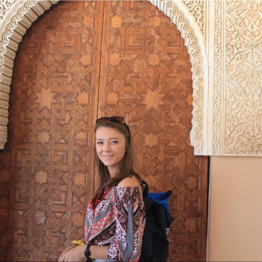 Meet your Posher, Christine